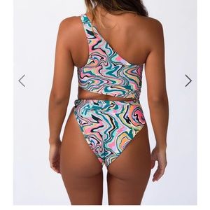 NWT SKATIE Nicole - Sedona L swimsuit